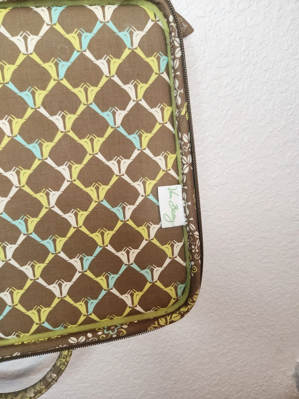 Vera Bradley Hard Shell Tablet Briefcase retired Sittin In A Tree Laptop Bag